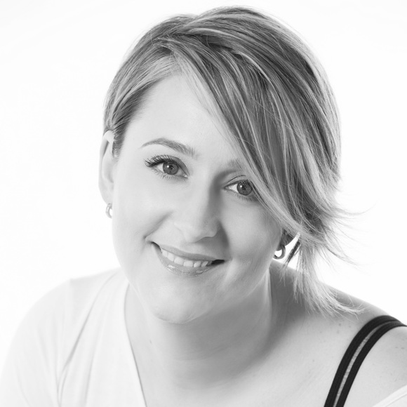 Meet your Posher, Jennifer - Picture 1 of 1